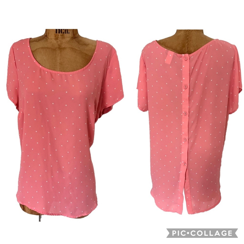 Torrid Pink Dolman Sleeve Blouse with Back Buttoned Detail NWOT 00/M/L - Picture 2 of 9